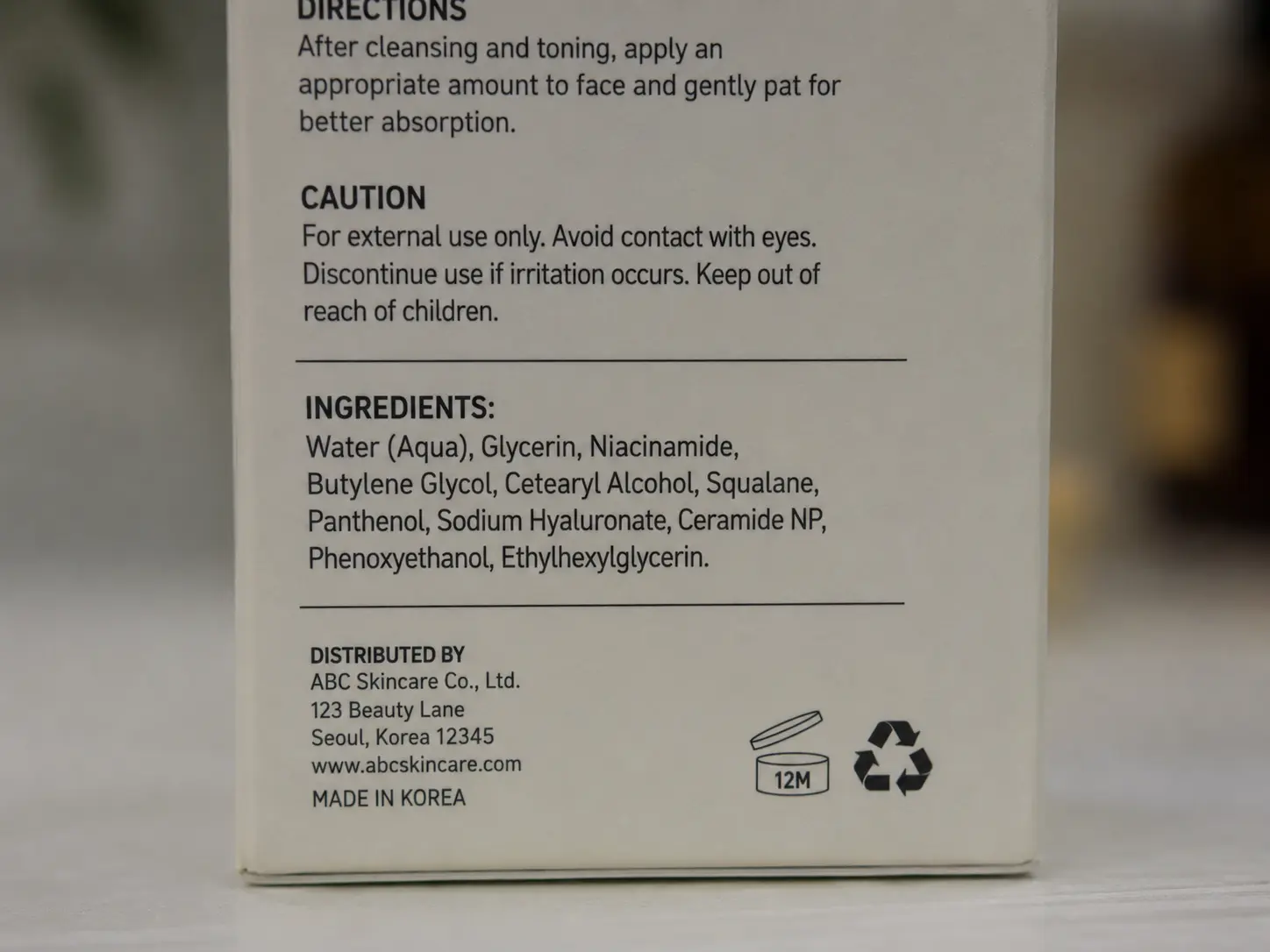 Cosmetic ingredient list in descending order on product label &mdash; how to read beauty labels