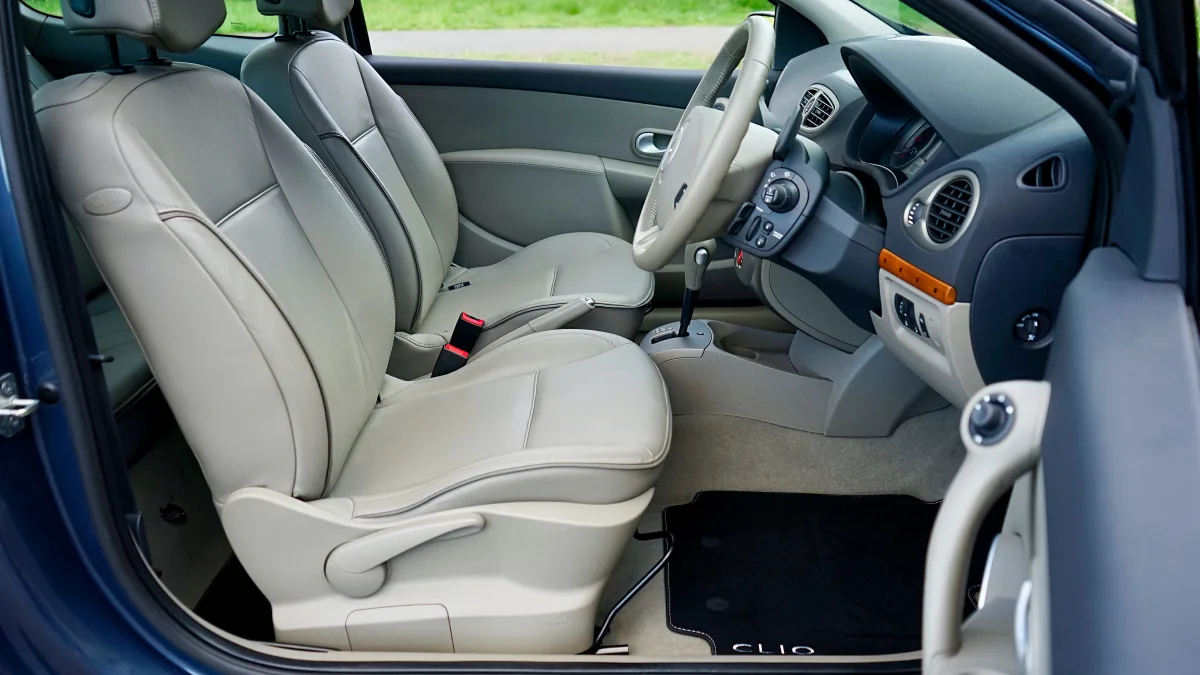 Renault Clio interior detail showing floor protection and materials