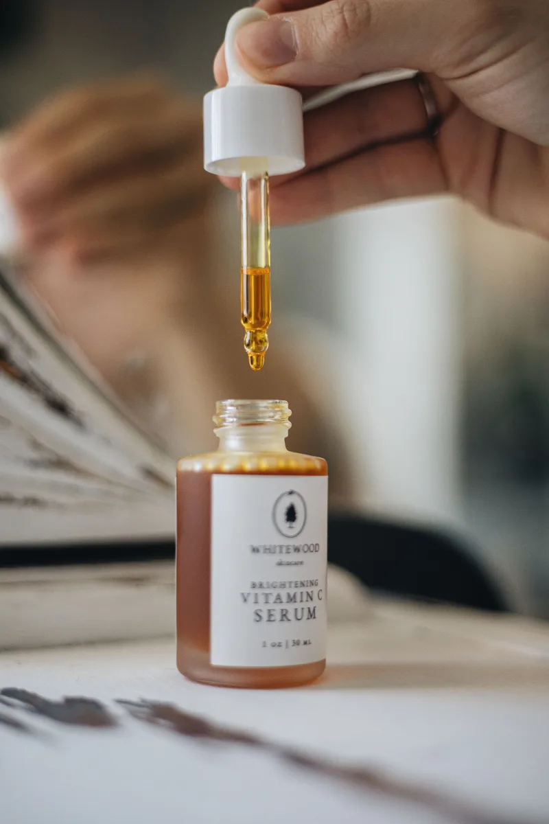 Natural vitamin C serum dropper bottle representing skincare ingredient layering order