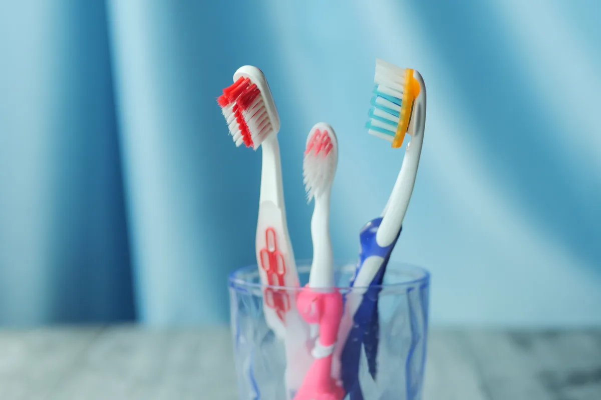 Electric toothbrush comparison 2026 — Oral-B vs Sonicare